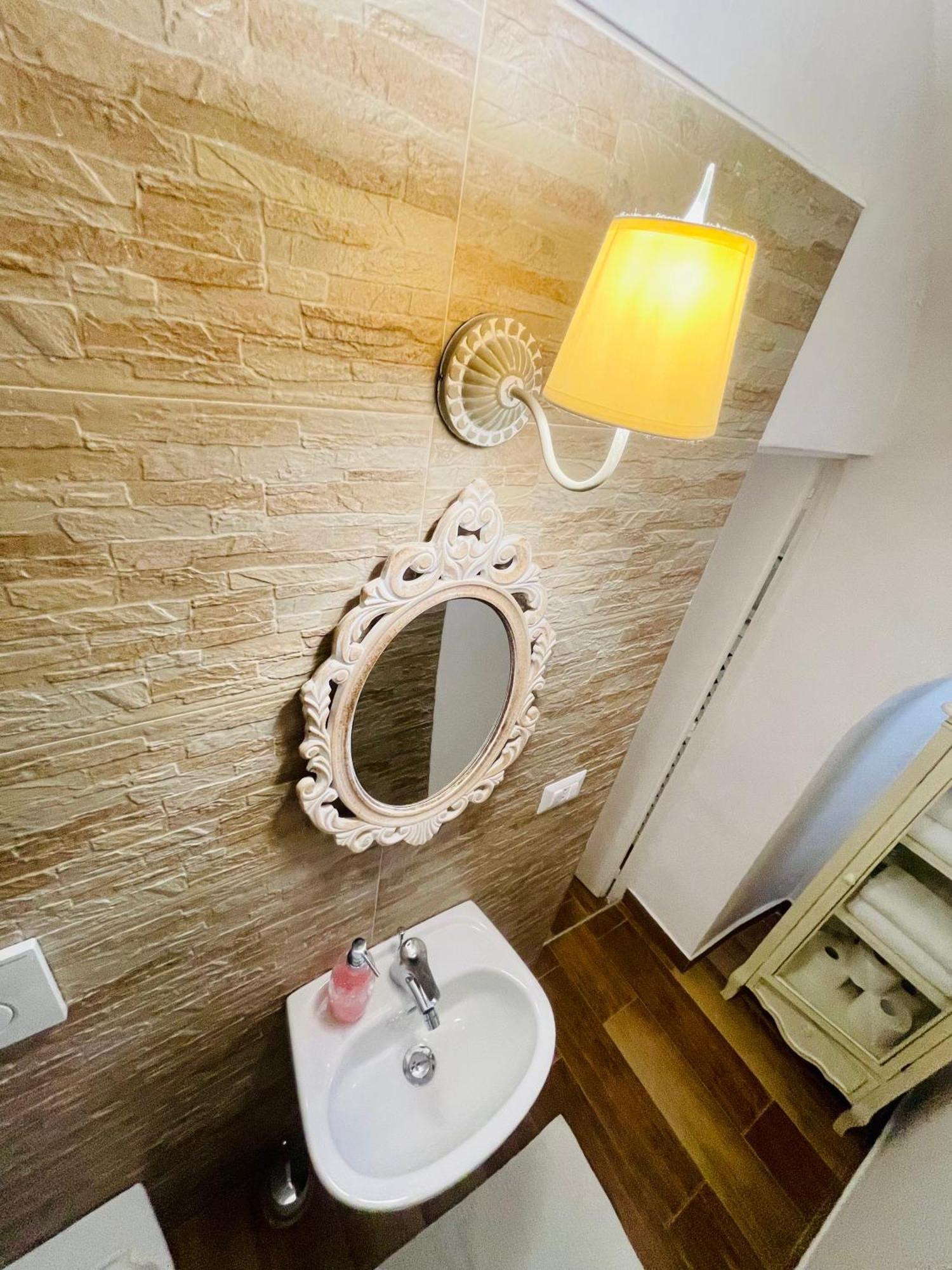 Love Guest House Modugno