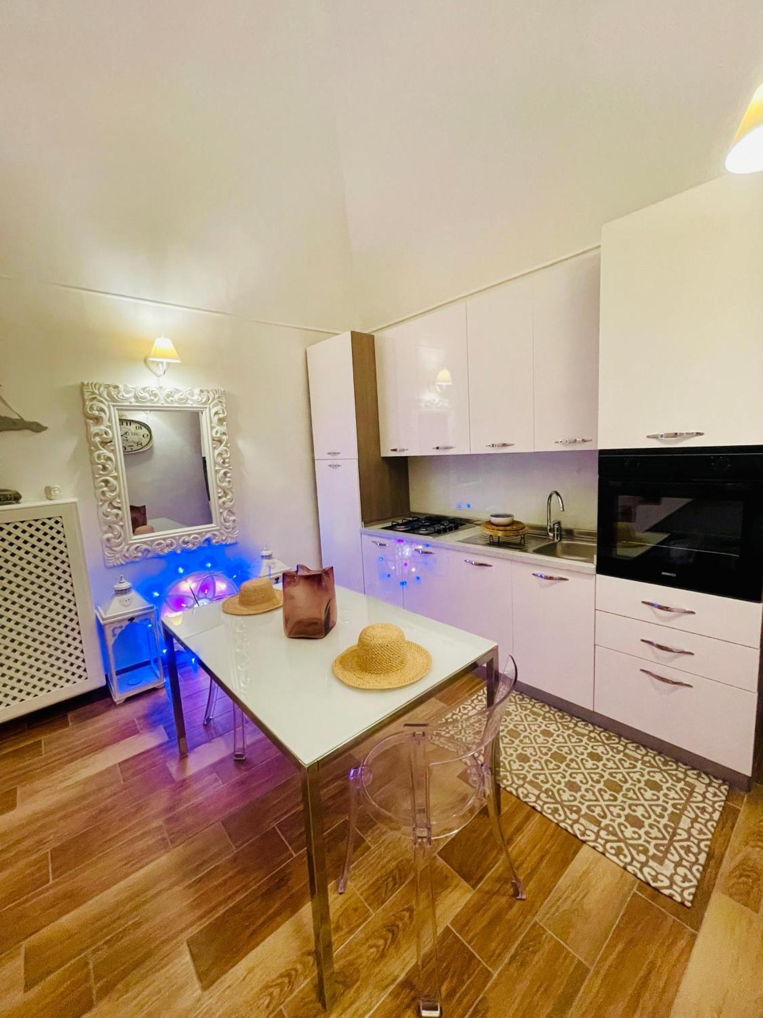 Apartment Love Guest House *